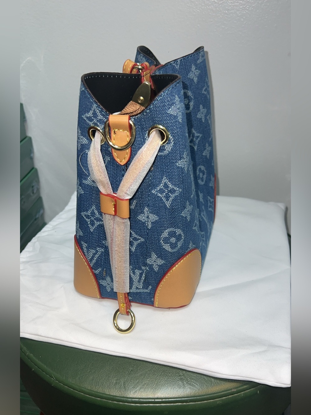 Unlisted fashion blue denim Bucket Crossbody Bag - Picture 3 of 8
